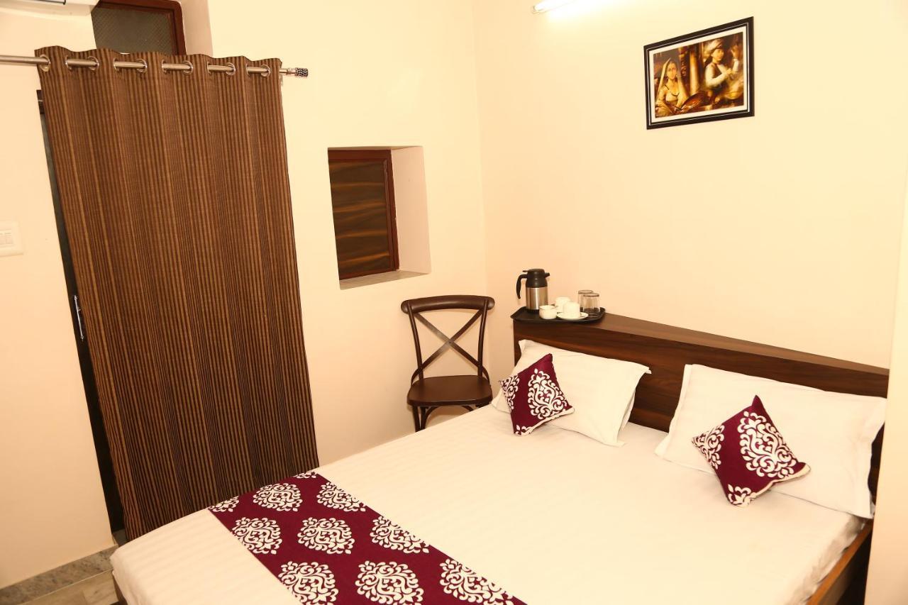 Hotel Haveli Jodhpur 2*